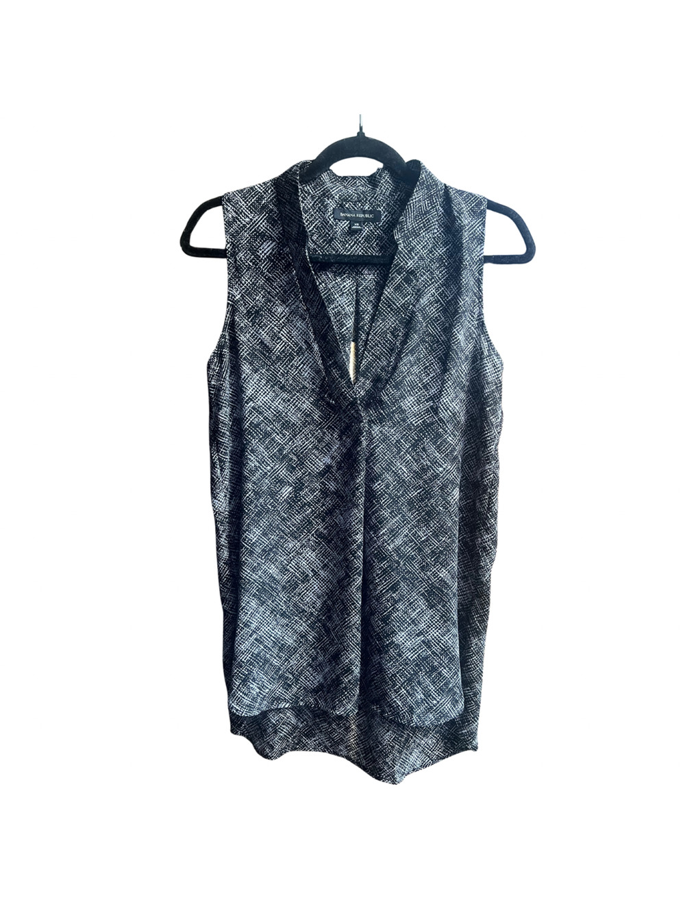 Banana Republic V-Neck High Low Blouse